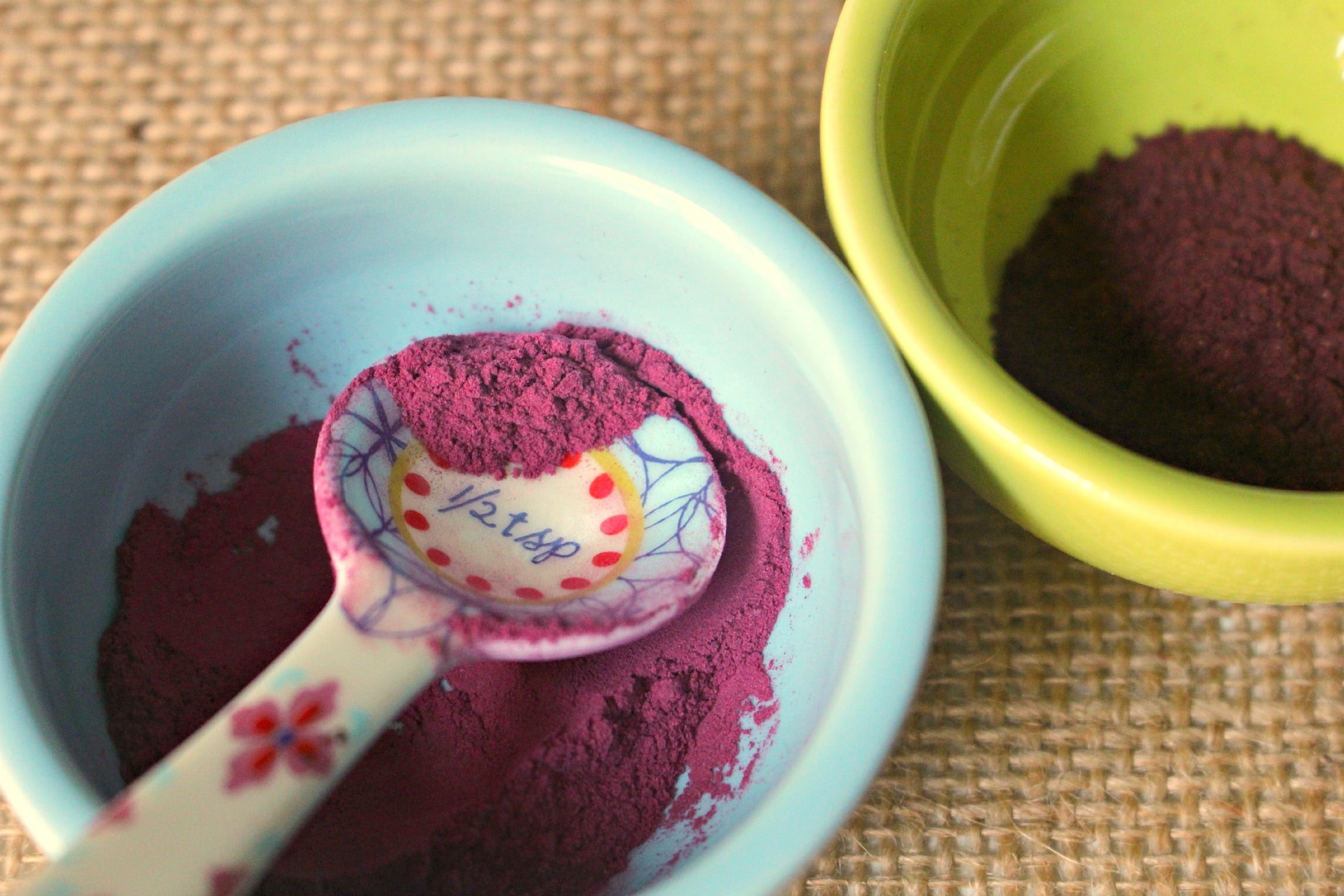 How to Make Lip Balm: Hibiscus and beet root powder for making tinted lip balm at home